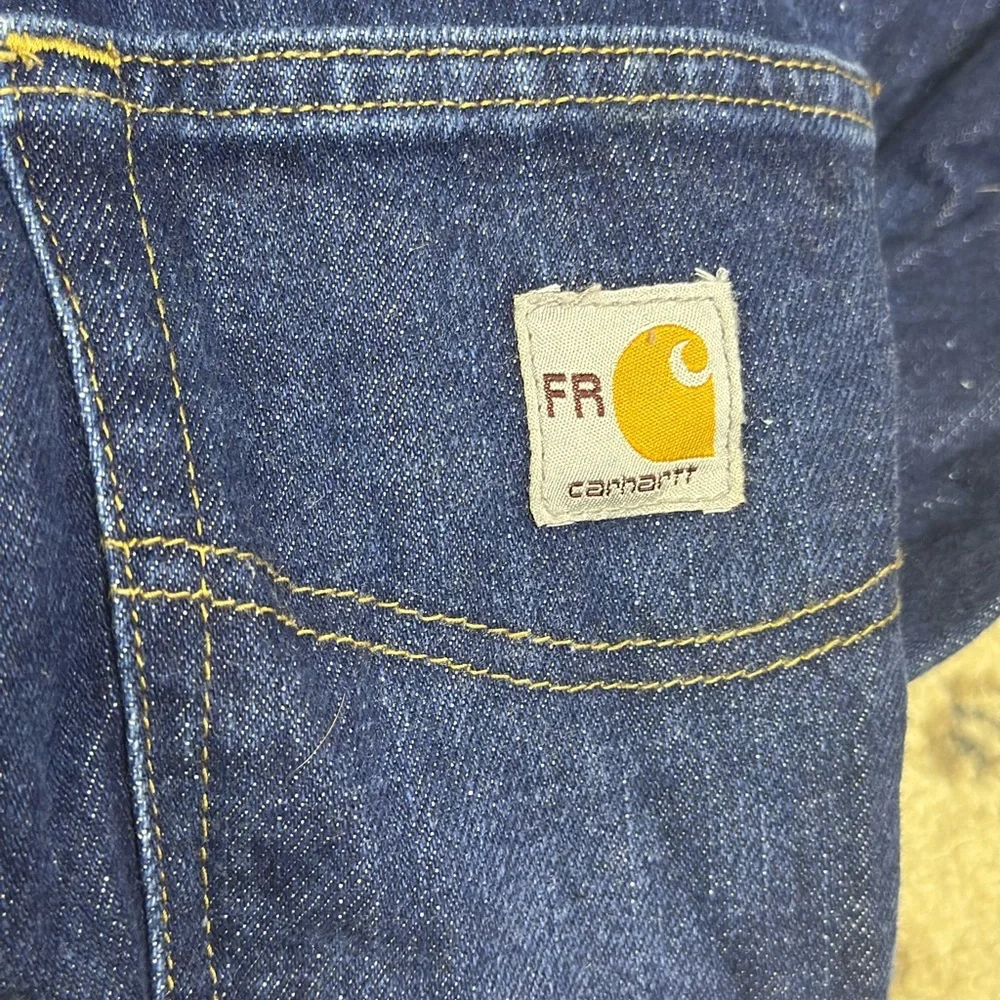 Navy blue Carhartt vintage denim jeans